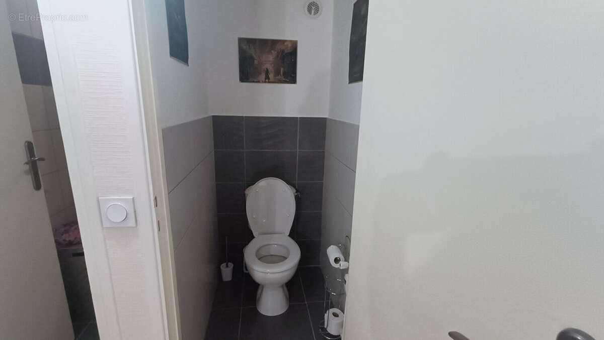 Appartement Millau T2 avec ascenseur et cave - résidence proche de toutes commodités - photo 9