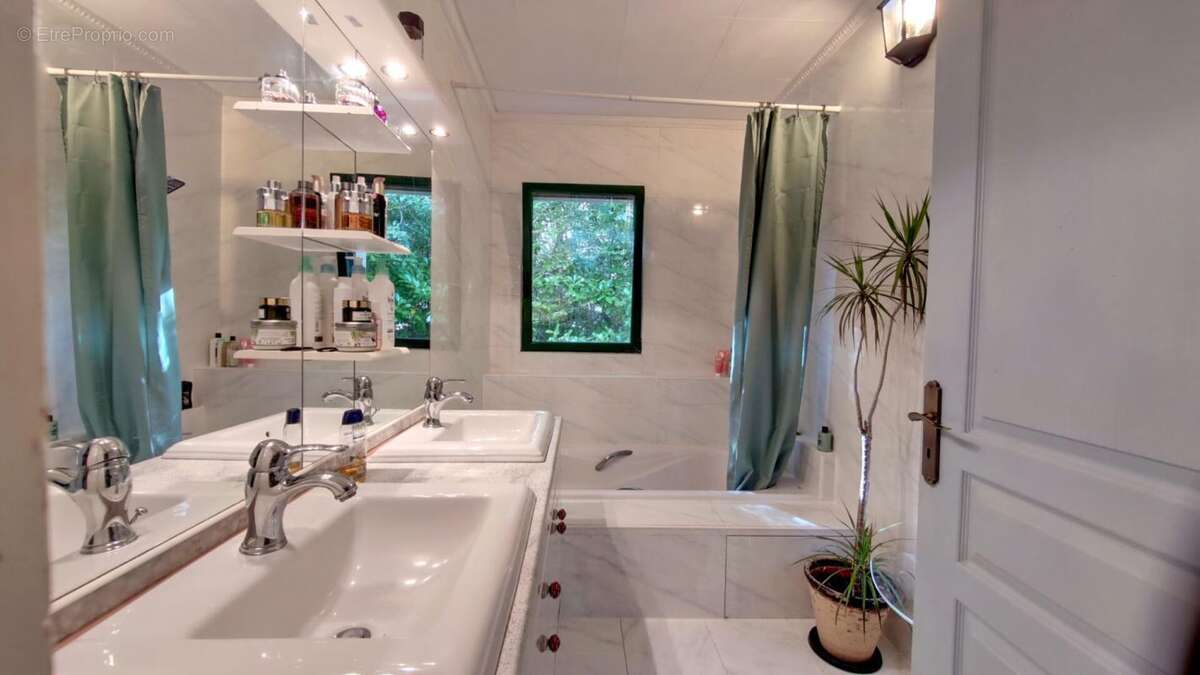 Maison à SARLAT-LA-CANEDA