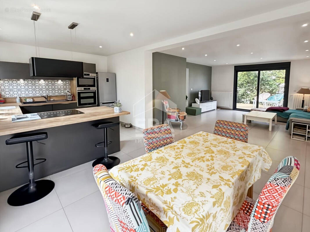 Maison à BOISSISE-LE-ROI