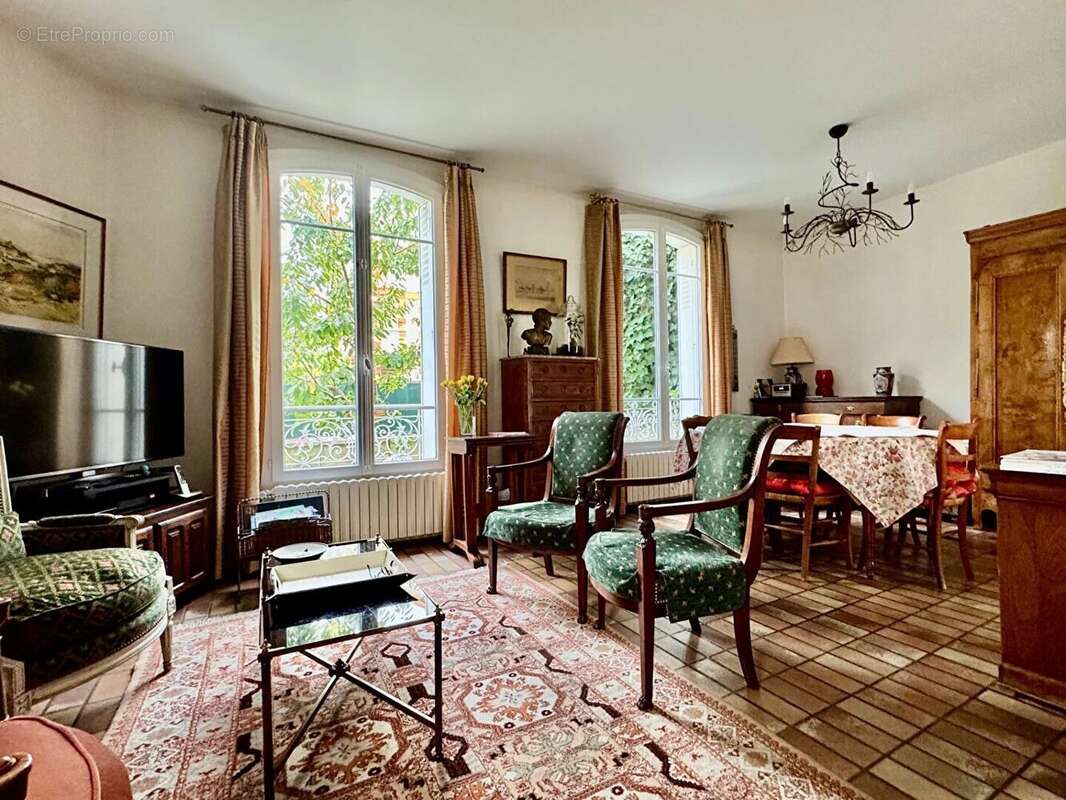 Maison à BOIS-COLOMBES