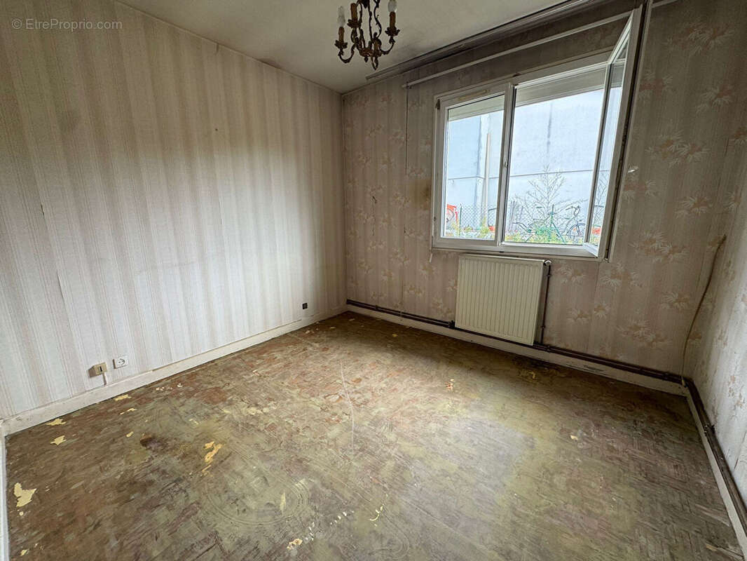 Maison à SAINTE-LIVRADE-SUR-LOT