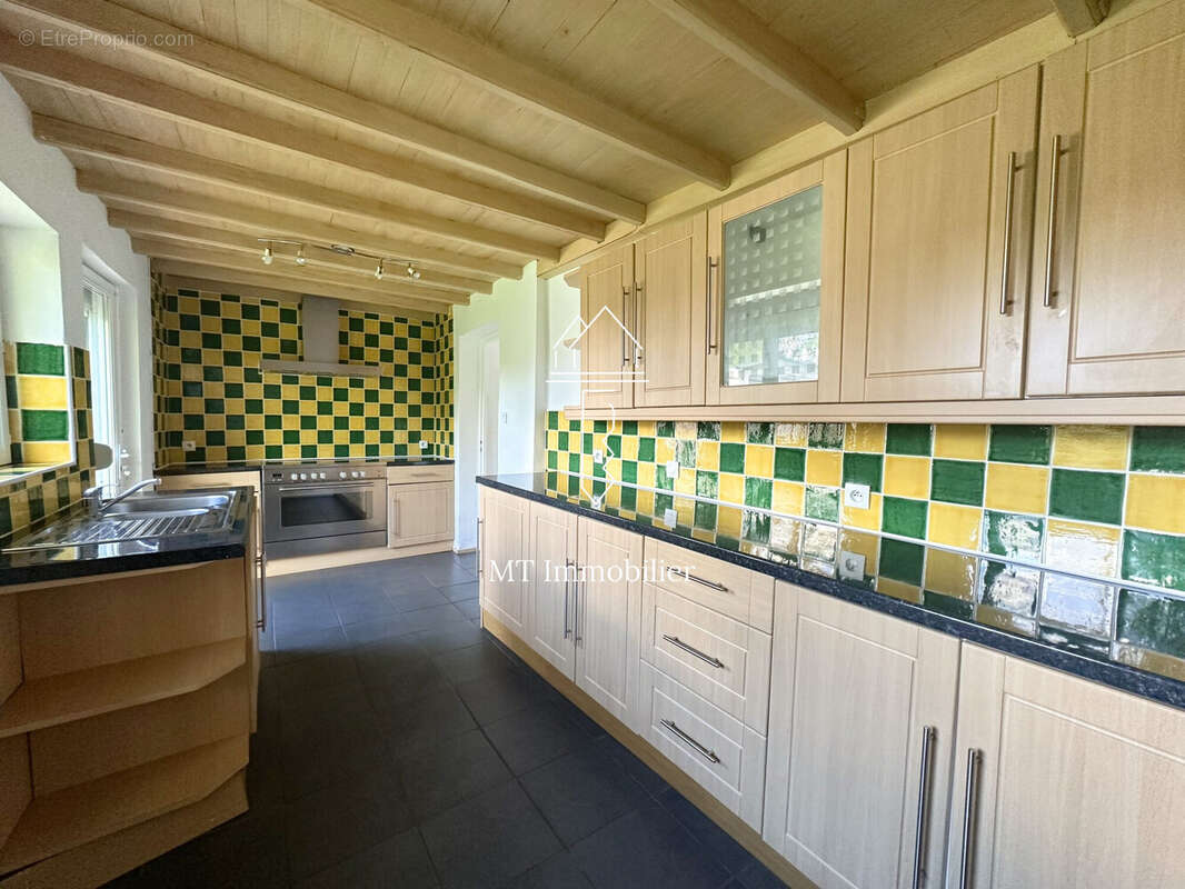 Maison à CAVRON-SAINT-MARTIN