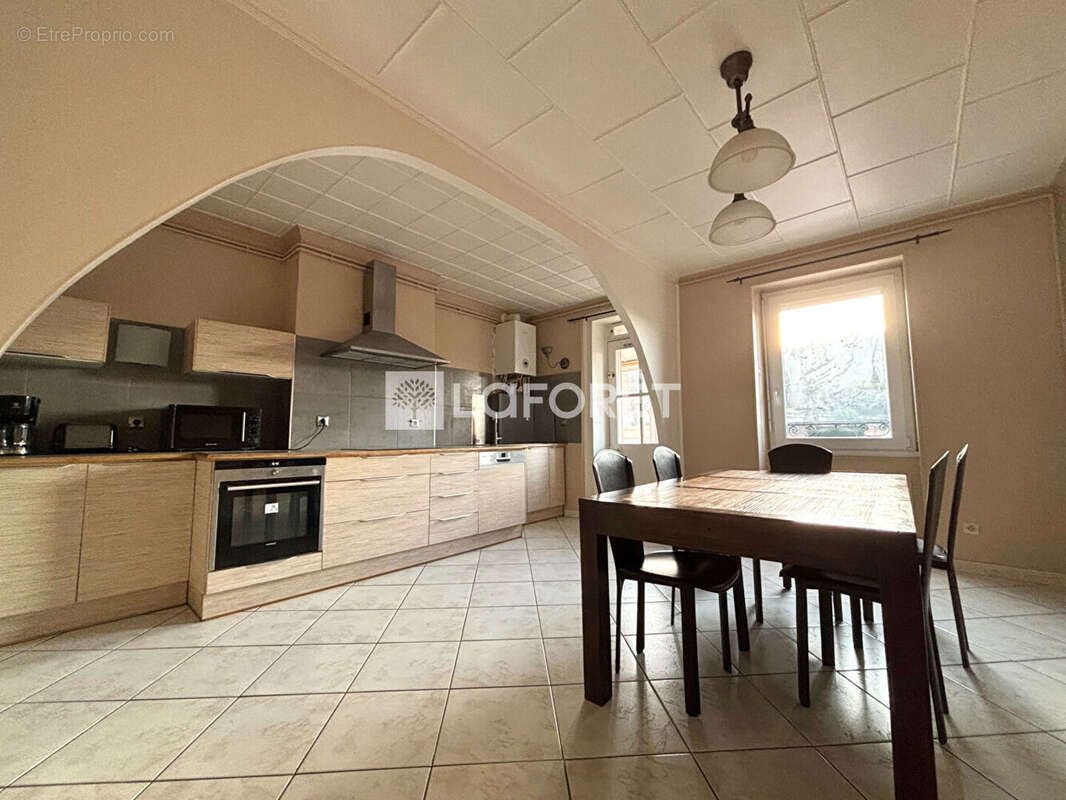 Appartement à GIVORS