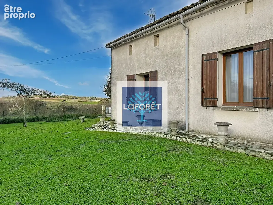 Maison 4 chambres avec magnifique vue et parc arboré de 8 000 m² - photo 2