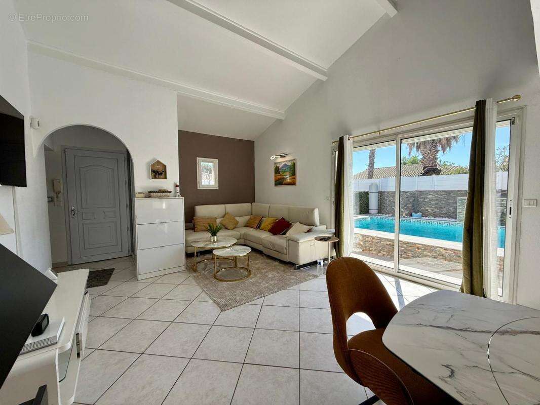 Maison à PEROLS
