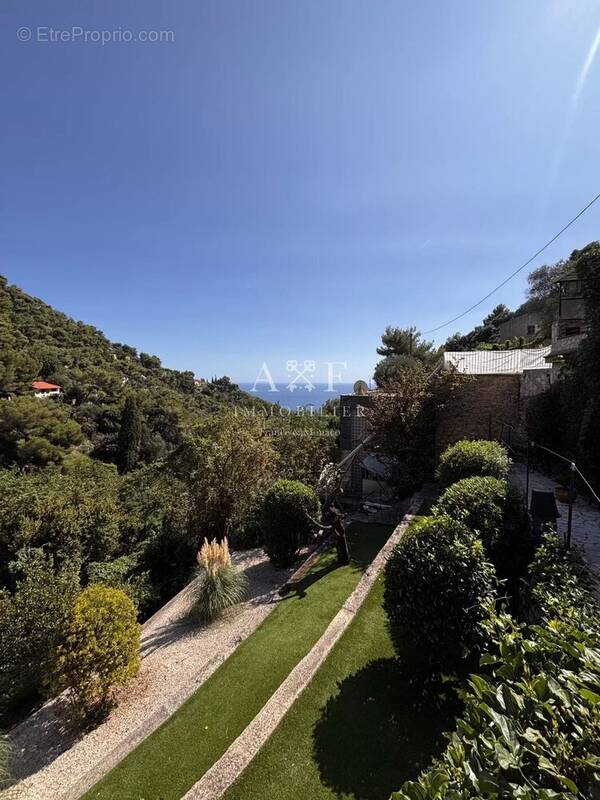 Maison à ROQUEBRUNE-CAP-MARTIN