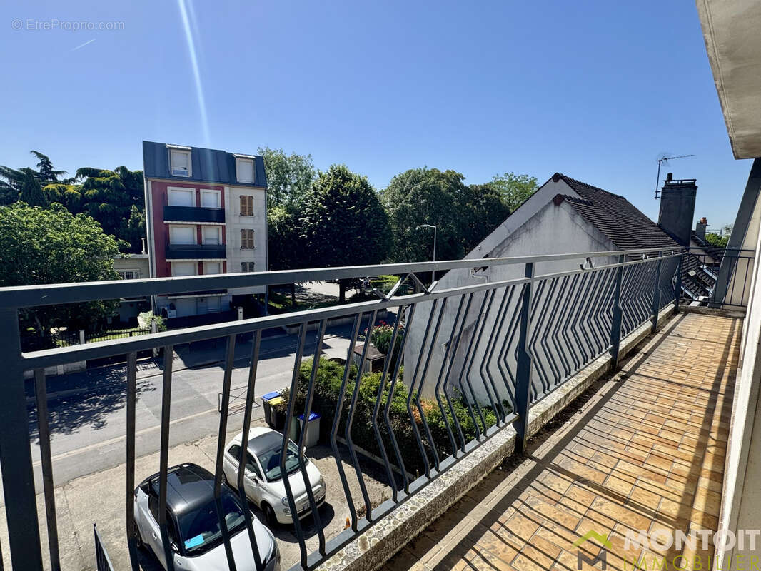 Appartement à L'HAY-LES-ROSES