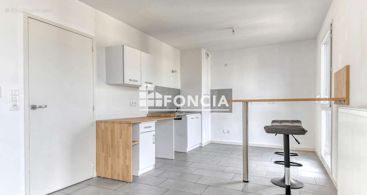 Appartement à LYON-9E