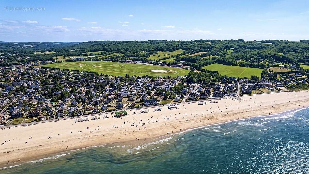 Appartement à BENERVILLE-SUR-MER