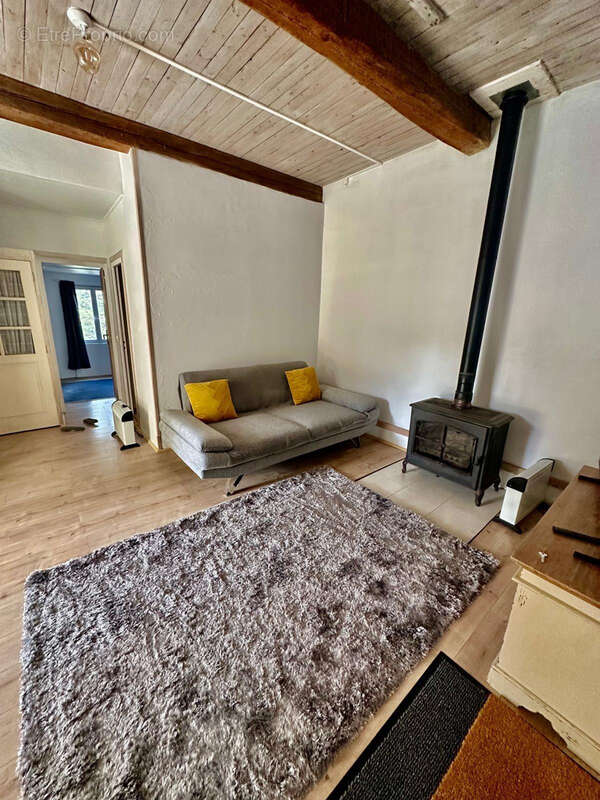 Maison à ESCALES