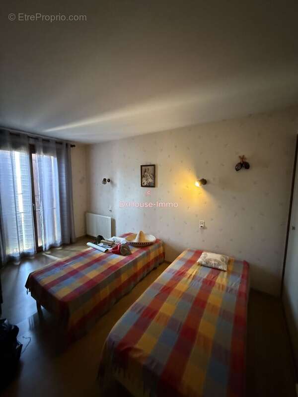 Maison 135 m² à Osseja  - photo 7