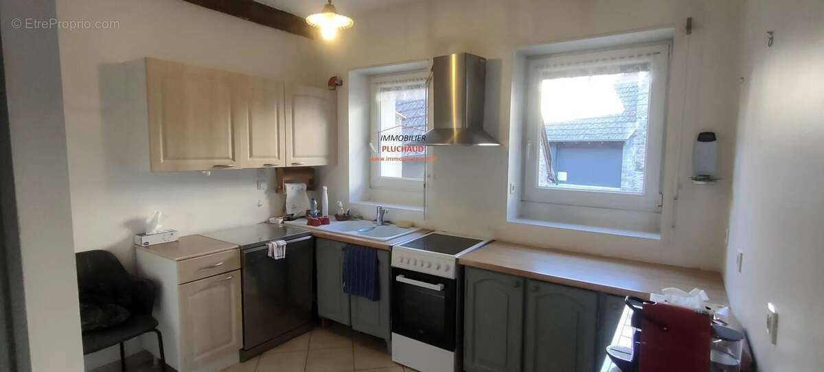 Maison à LA CLAYETTE