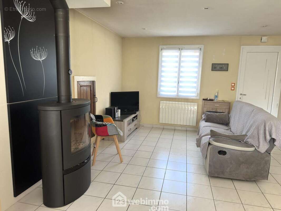 Maison 98 m² à Andard  - photo 6