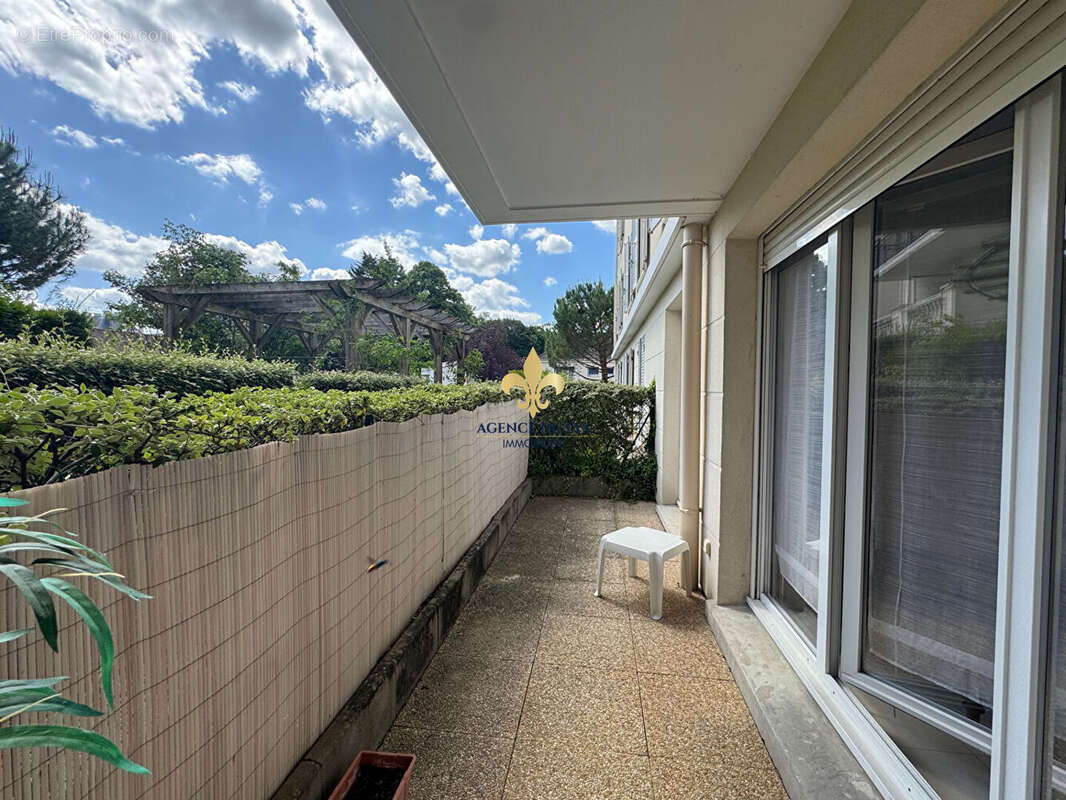 Appartement à LAMORLAYE