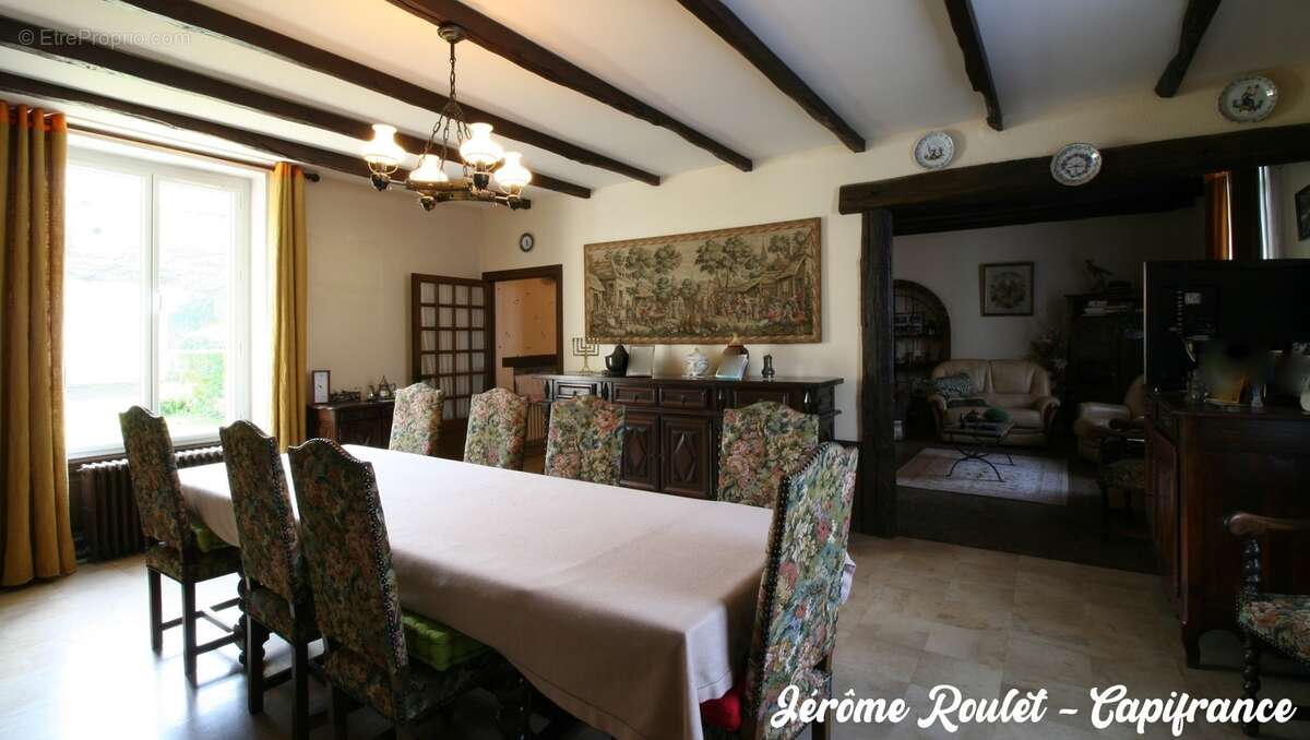 Dpt Vienne (86), à vendre Champigny-En-Rochereau maison P8 de 220 m² - Terrain de 1 017,00 m² - photo 24