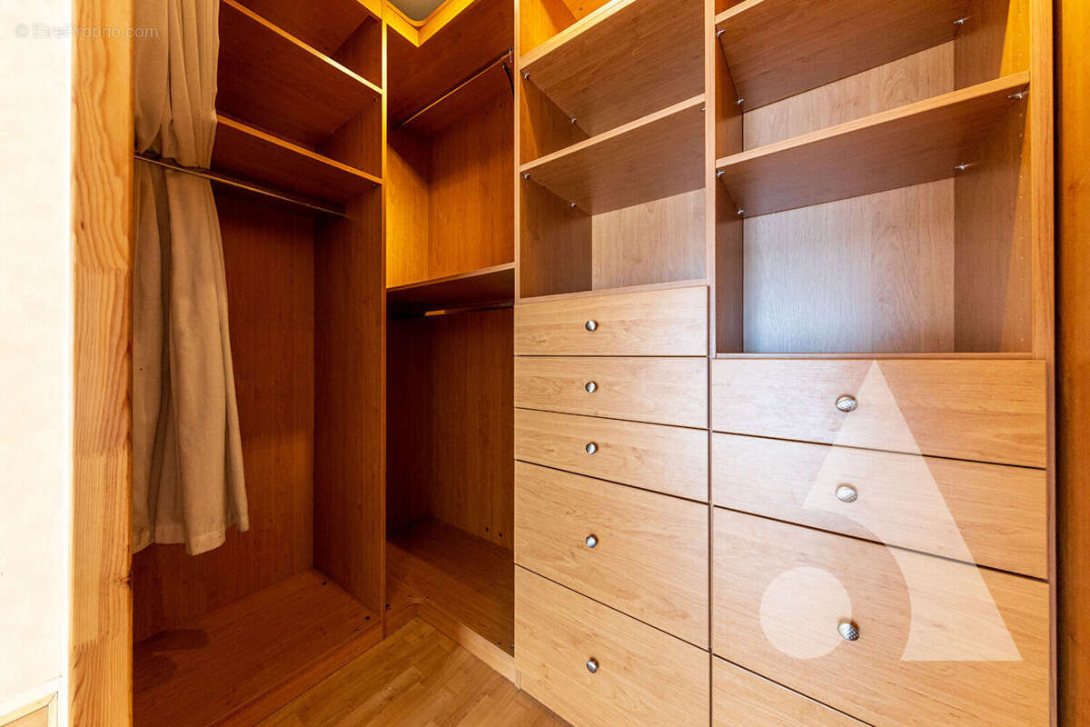 Appartement à LISSES