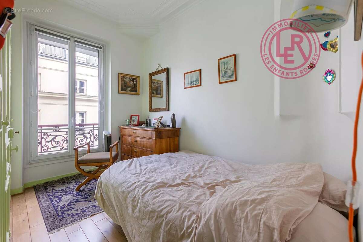 Appartement à PARIS-11E