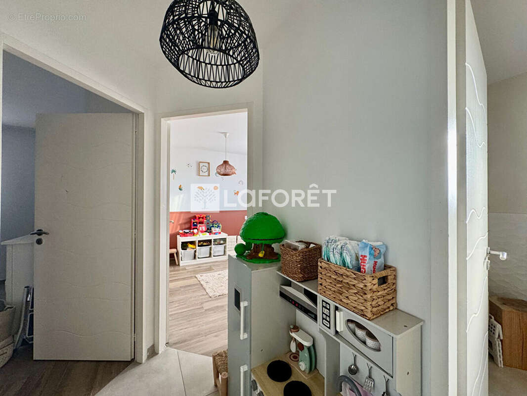 Maison à PEZILLA-LA-RIVIERE