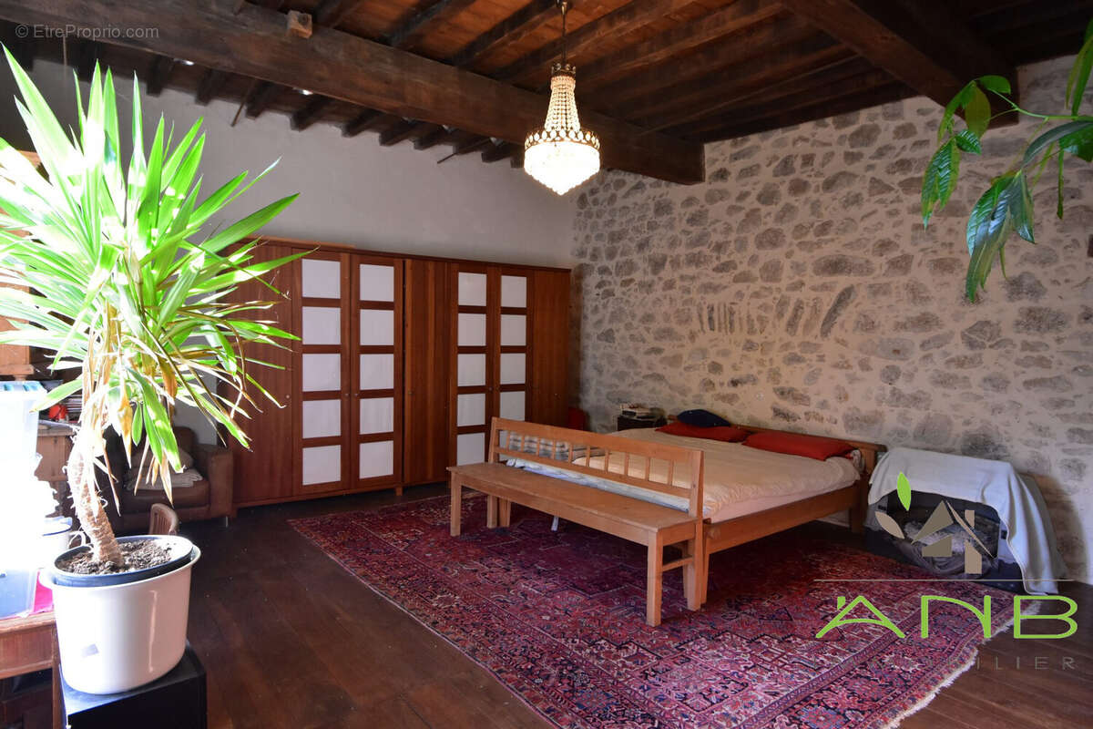 Autre à BUSSEROLLES