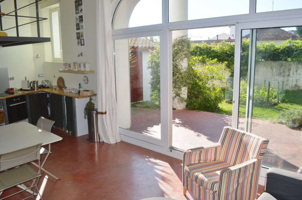 Appartement à CIBOURE