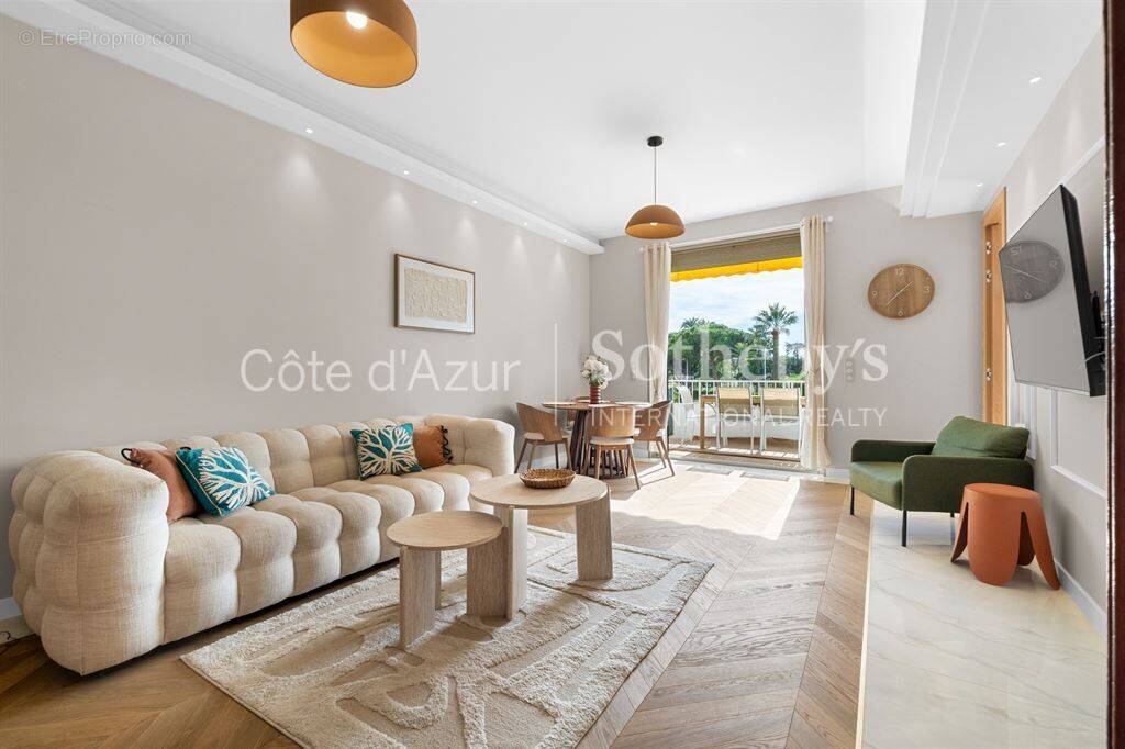 Appartement à CANNES