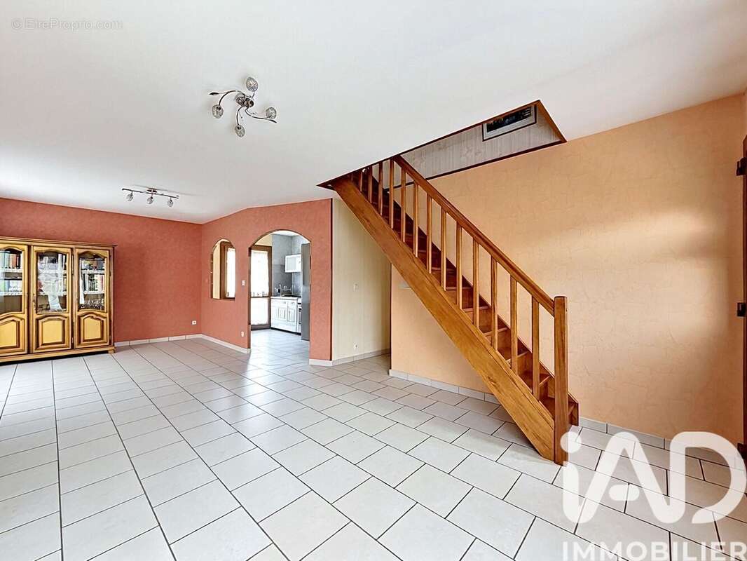 Photo 4 - Maison à SIVRY-COURTRY