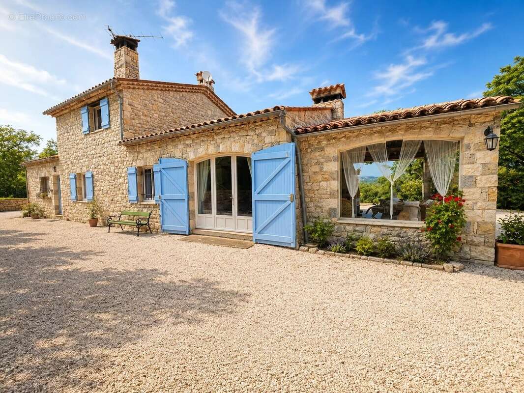 Maison à FAYENCE