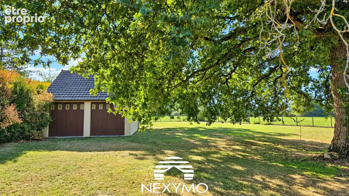 Belle parcelle à bâtir de 2000 m2, avec garage existant, proche centre-bourg d'Arnage - photo 2