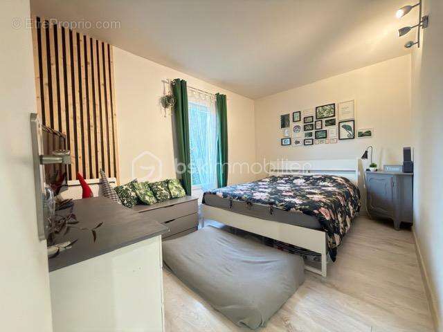 Maison à MOISSY-CRAMAYEL