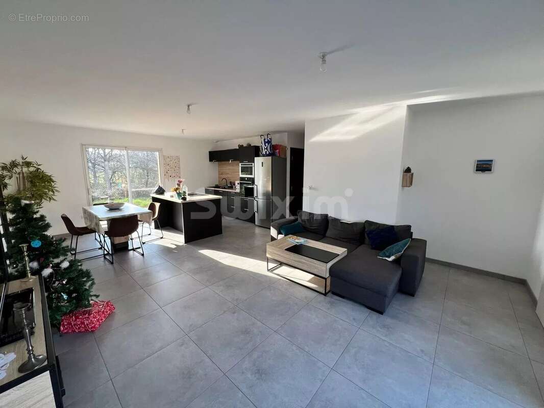 Maison à LONS-LE-SAUNIER