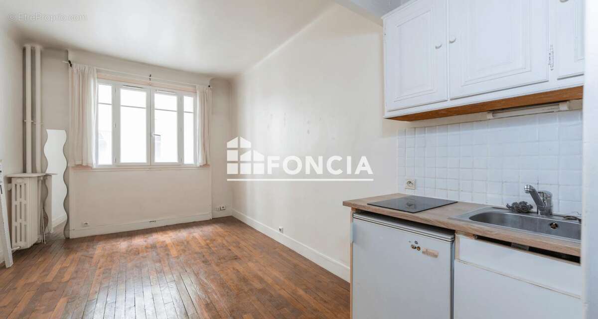 Appartement à PARIS-9E