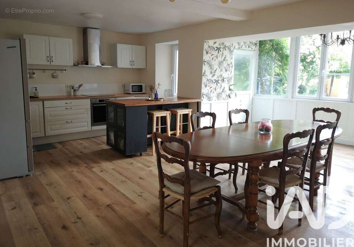 Photo 2 - Maison à PLOUGUERNEAU