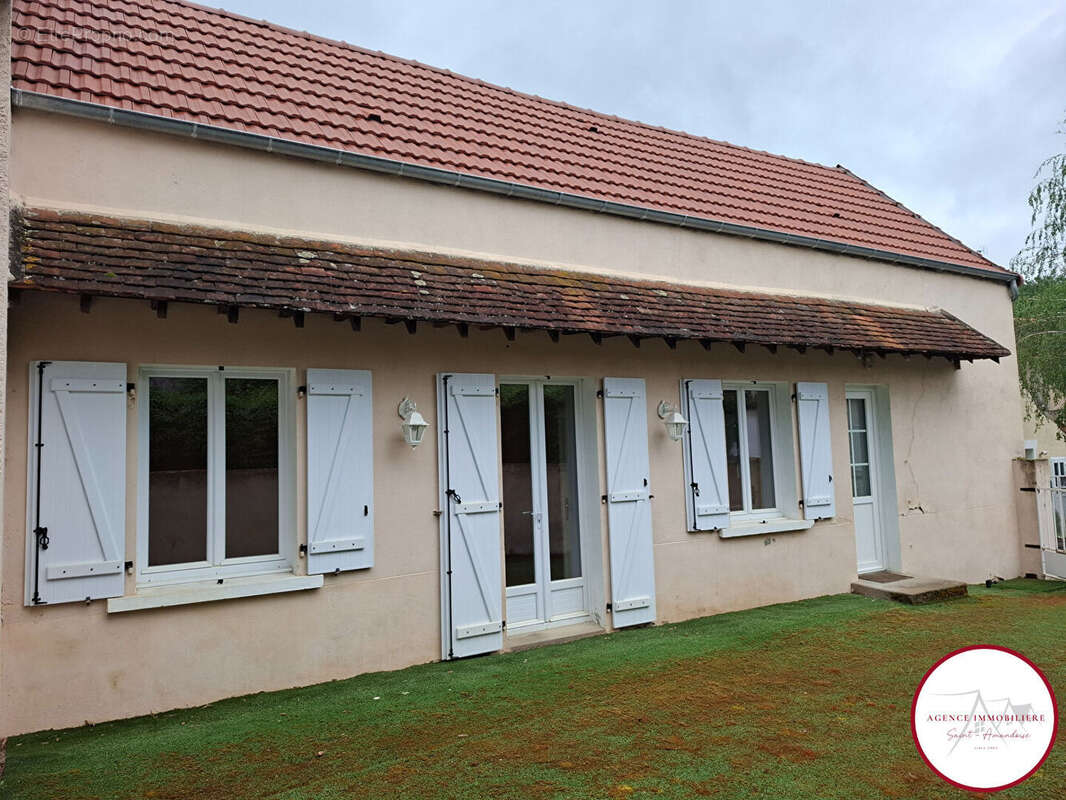 Maison à SAINT-BONNET-TRONCAIS