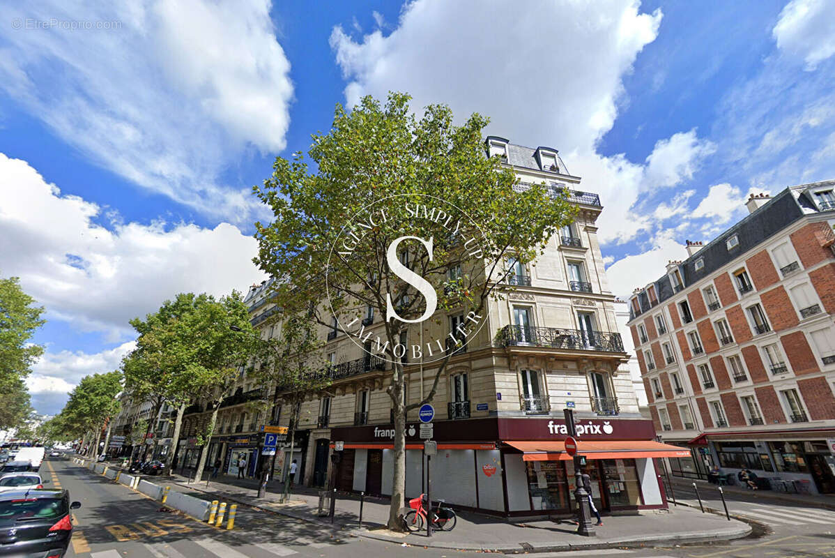 Appartement à PARIS-18E