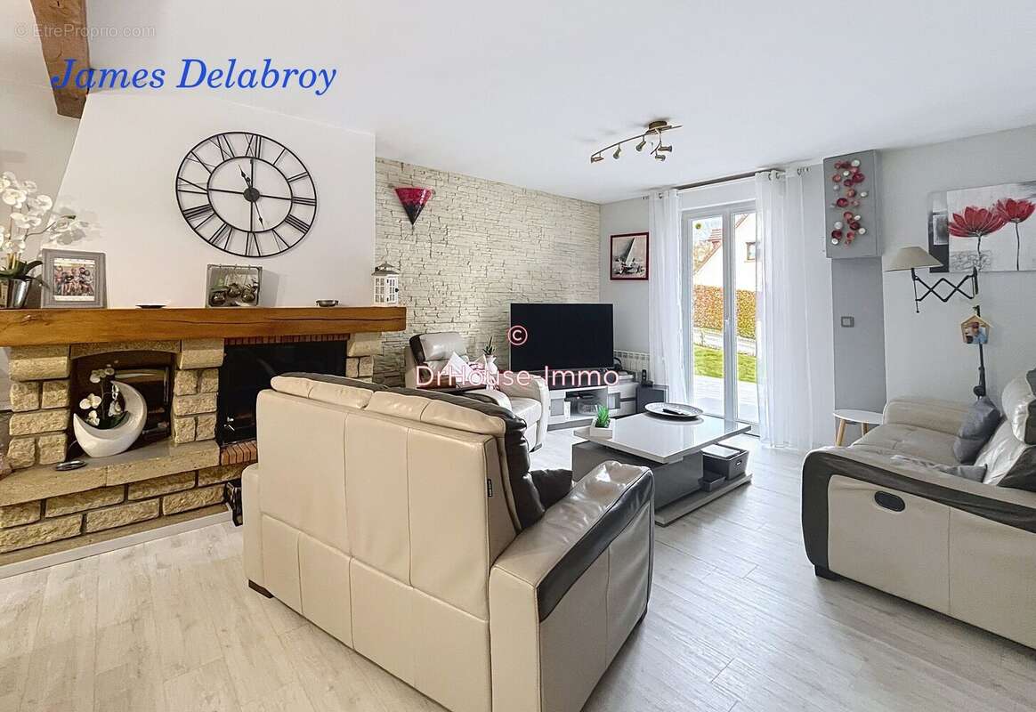 Maison à POIX-DE-PICARDIE