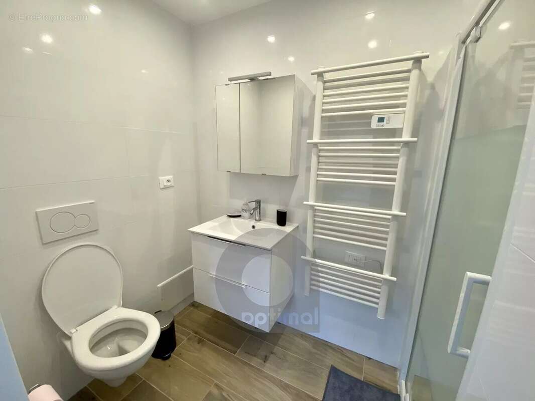 Appartement à ROQUEBRUNE-CAP-MARTIN