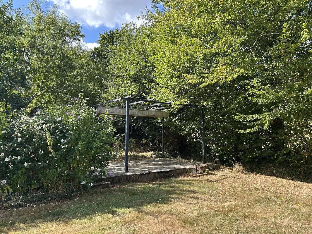 Pavillon type F5 en excellent état de 99 m² - photo 16