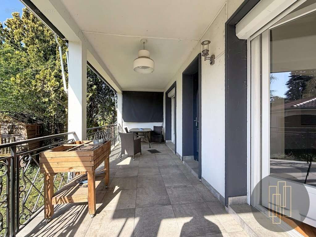 Maison à VILLEFRANCHE-SUR-SAONE