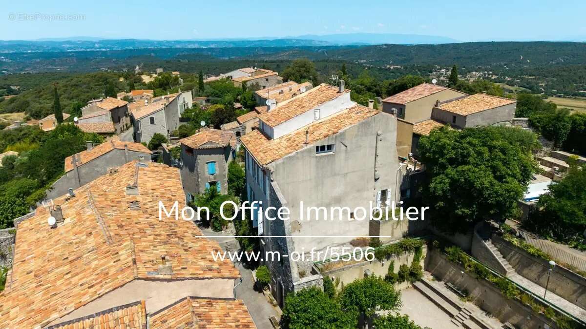 Maison à SAINT-JULIEN
