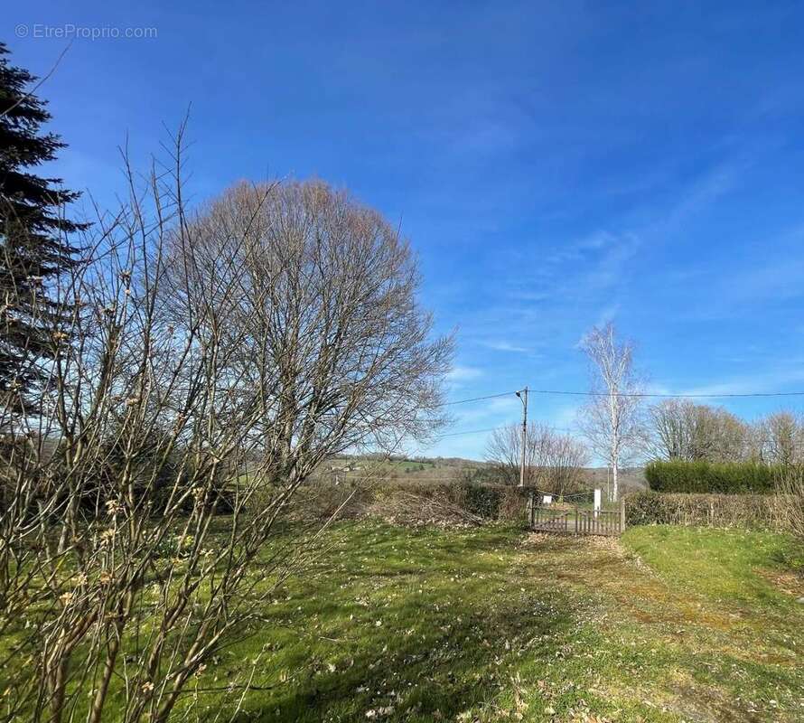 Terrain à FRESSELINES