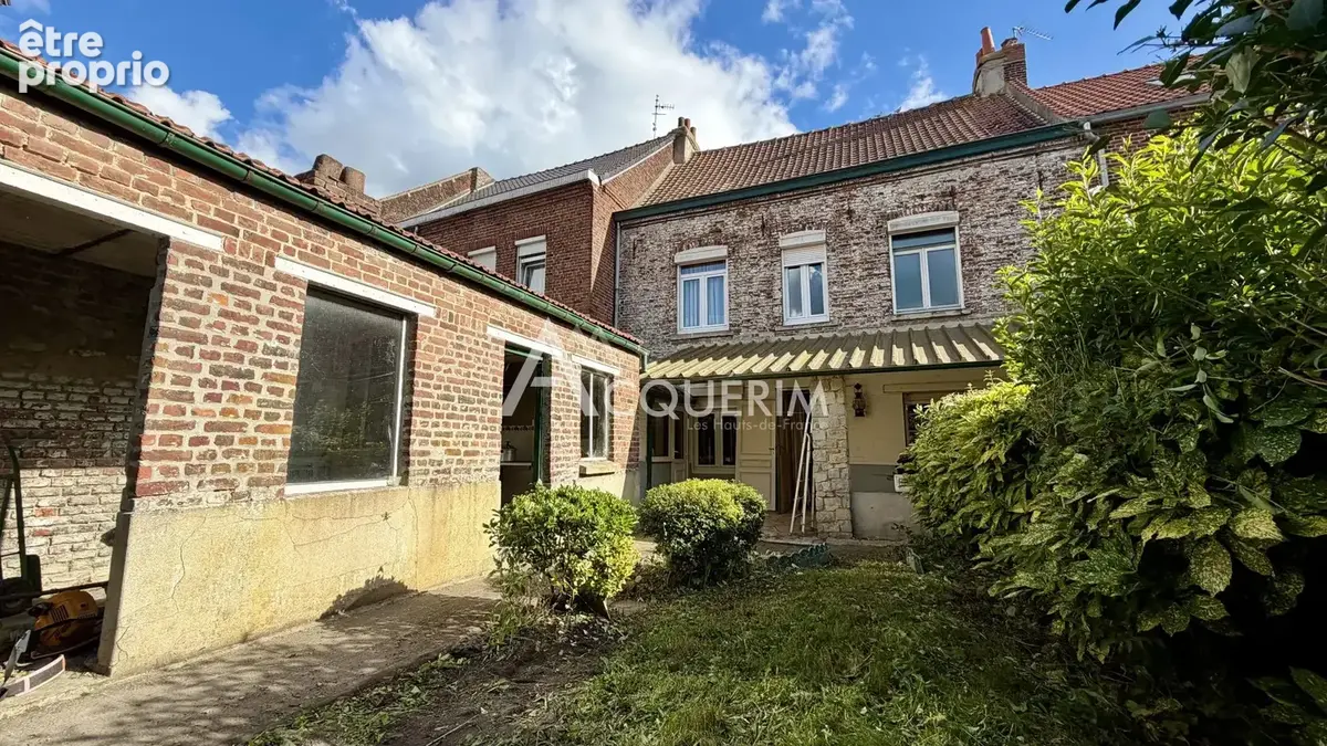 Maison 6 pièces 117 m² à vendre à Carvin (62220) - photo 2