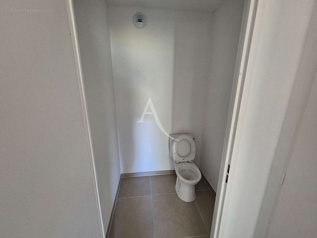 Appartement Neuf Marguerittes 2 pièce(s) 47.62m² - photo 9