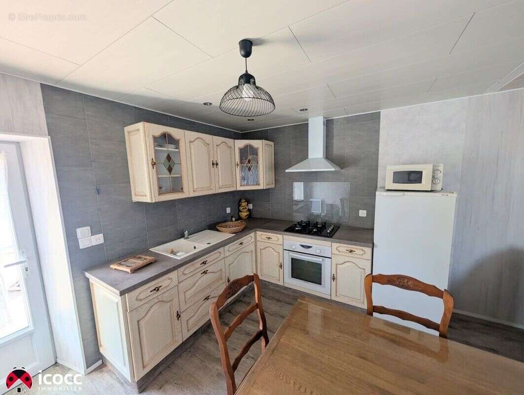 Maison 122 m² à Puyravault  - photo 9
