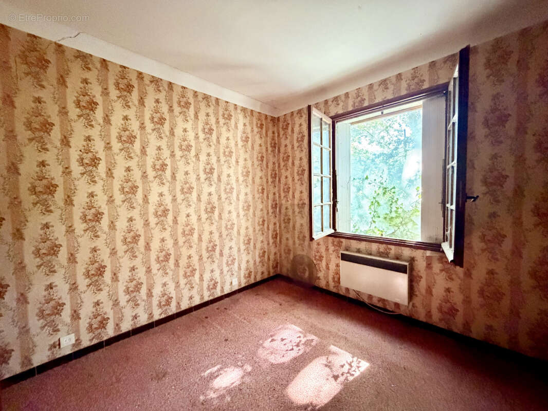 15mn de vaison - villa  plain-pied 100m2 a renover - photo 8