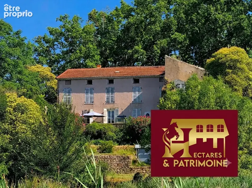 Maison à LE MUY