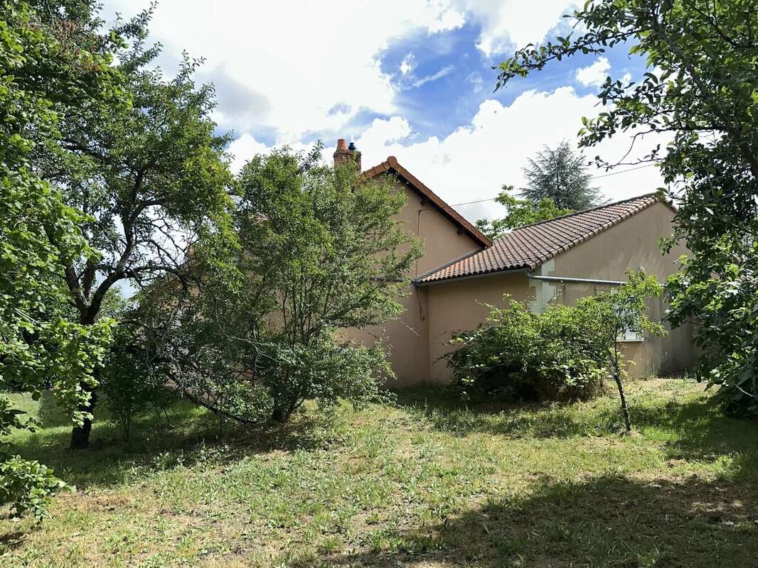 Maison à LHOMMAIZE