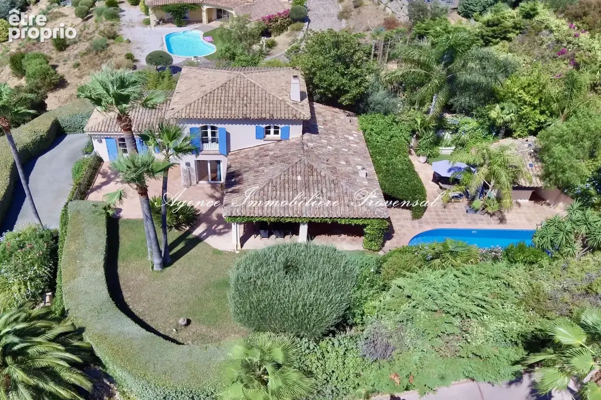Photo Maison à Sainte-Maxime au prix de 1 790 000€