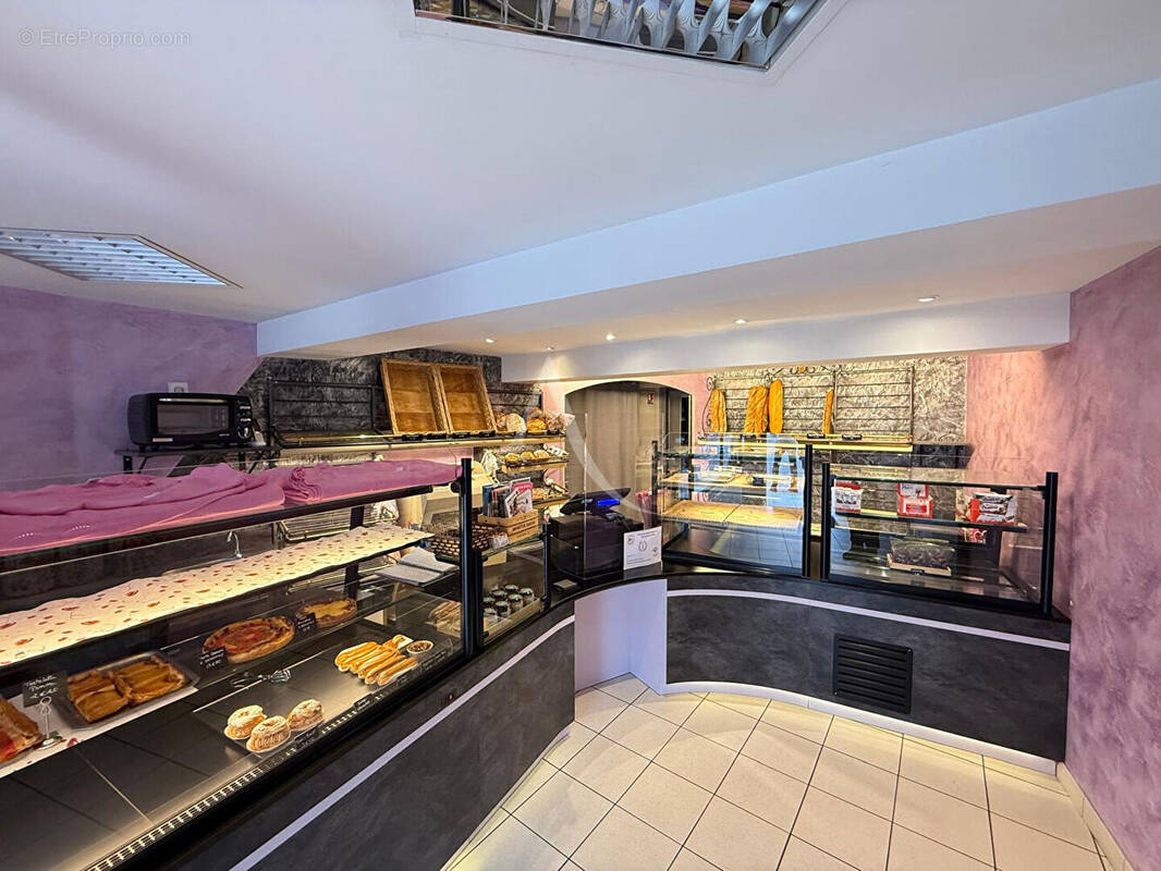 Commerce à CHATEAU-GONTIER