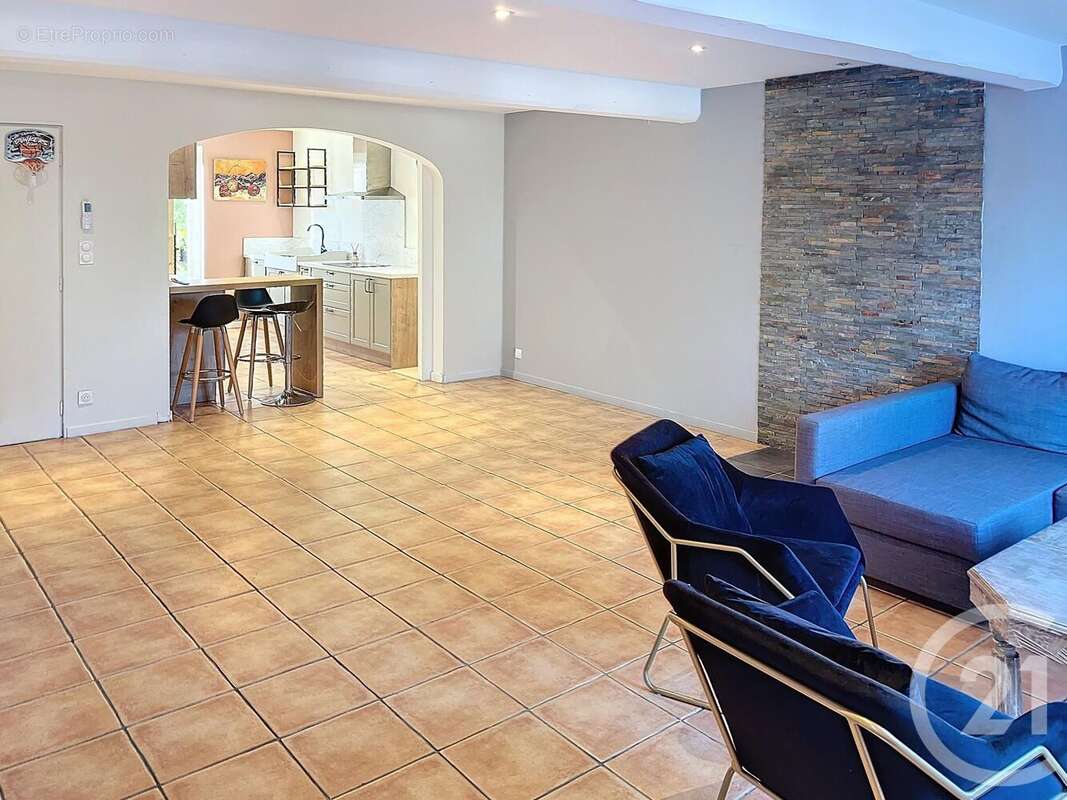 Maison à SAINT-CYPRIEN