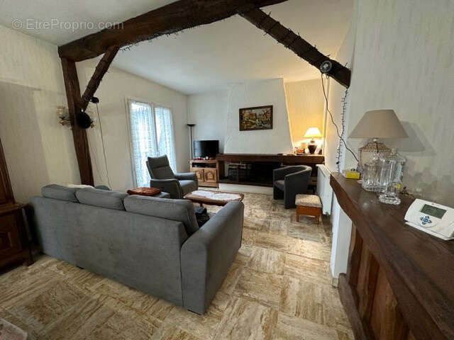 Maison à BURES-SUR-YVETTE